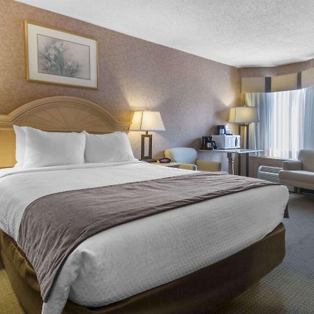 Flamingo Hotel Медисин Хет Екстериор снимка