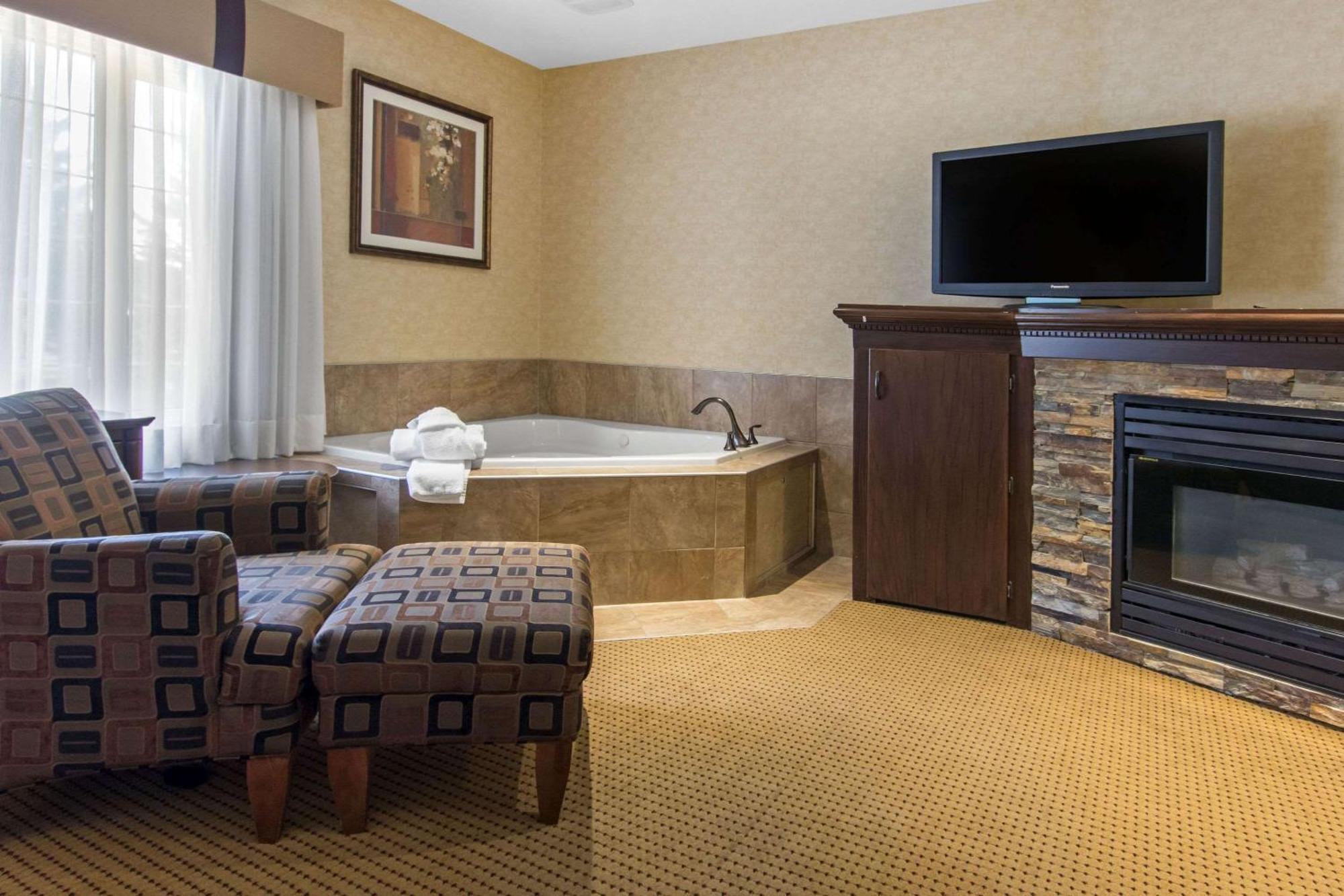 Flamingo Hotel Медисин Хет Екстериор снимка