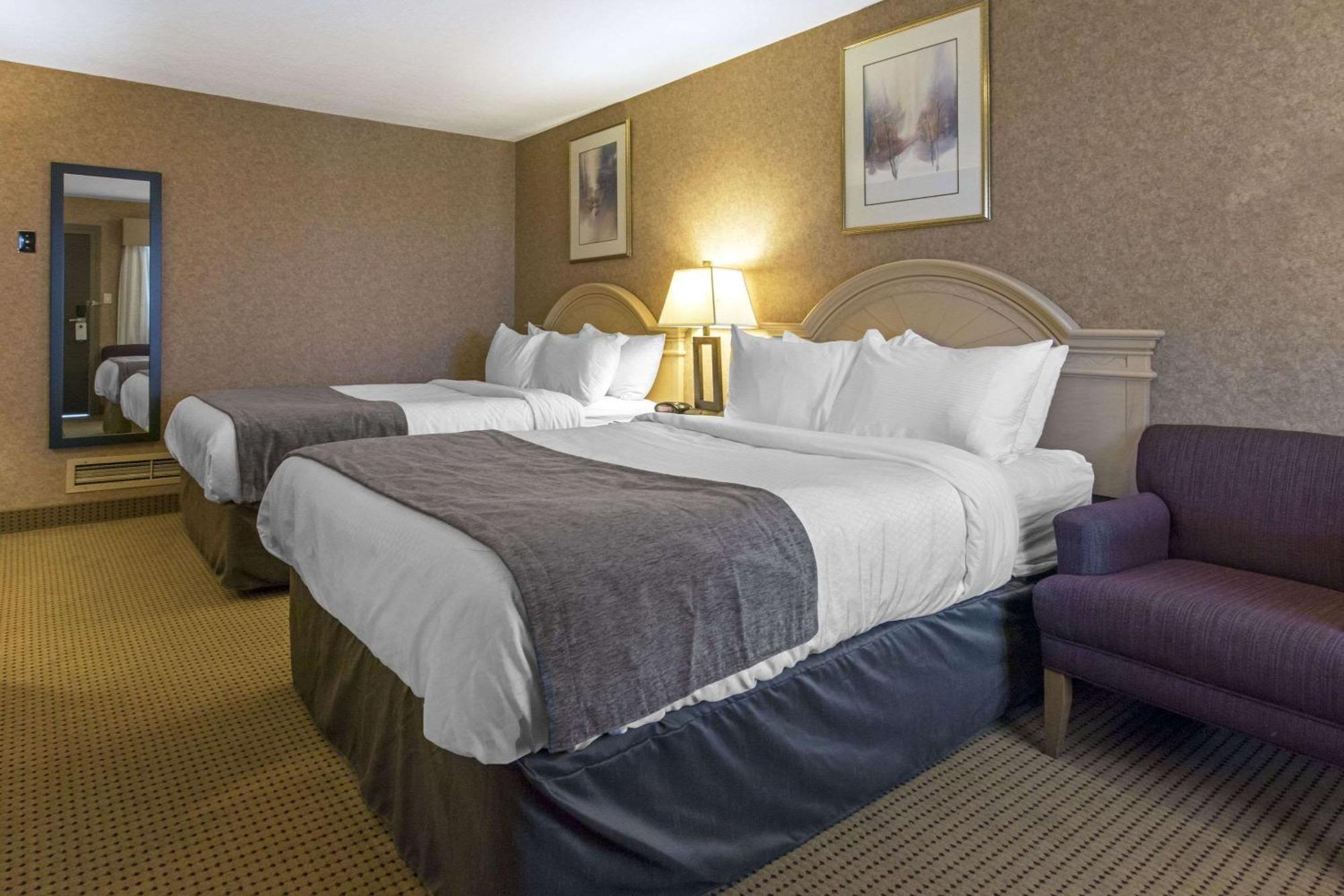 Flamingo Hotel Медисин Хет Екстериор снимка